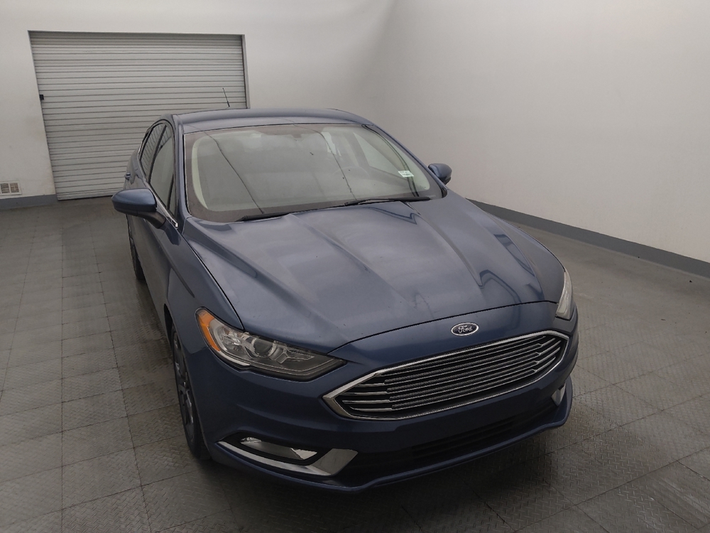 2018 Ford Fusion SE - Photo 11
