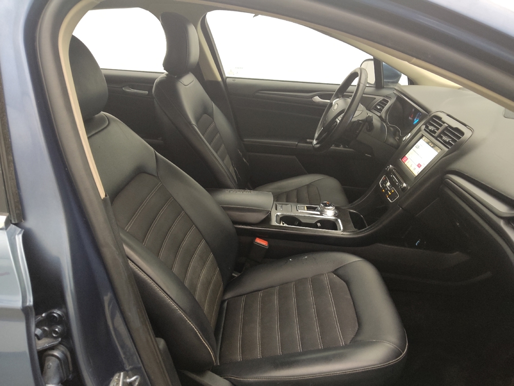 2018 Ford Fusion SE - Photo 16