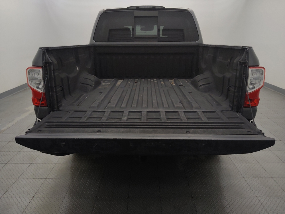 2021 Nissan Titan SV - Photo 22