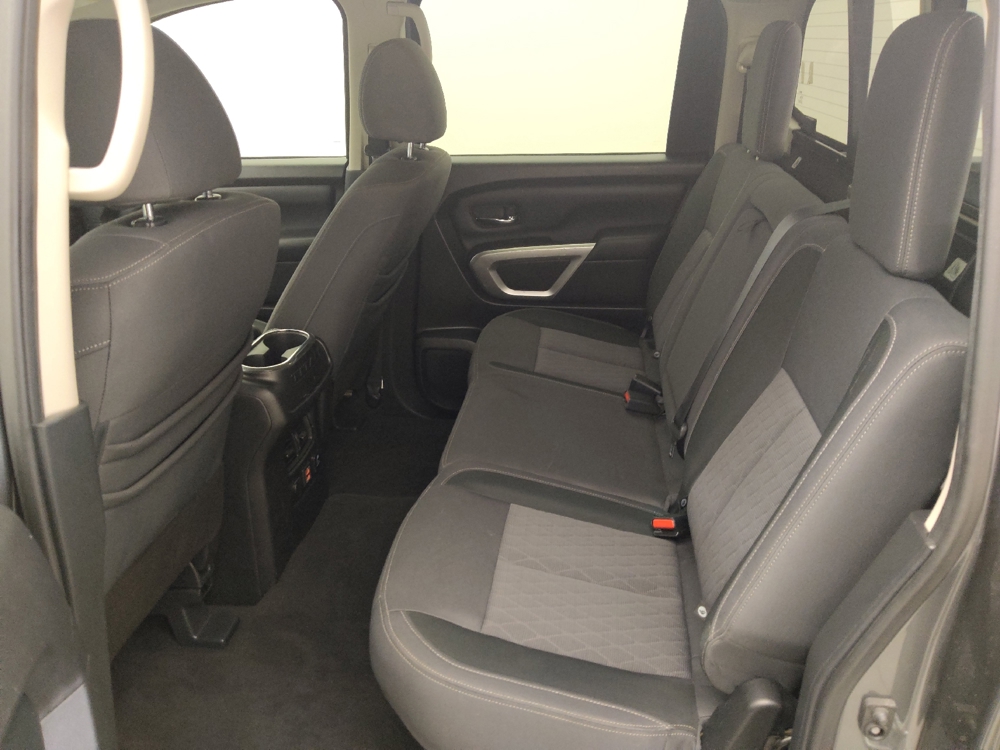 2021 Nissan Titan SV - Photo 14