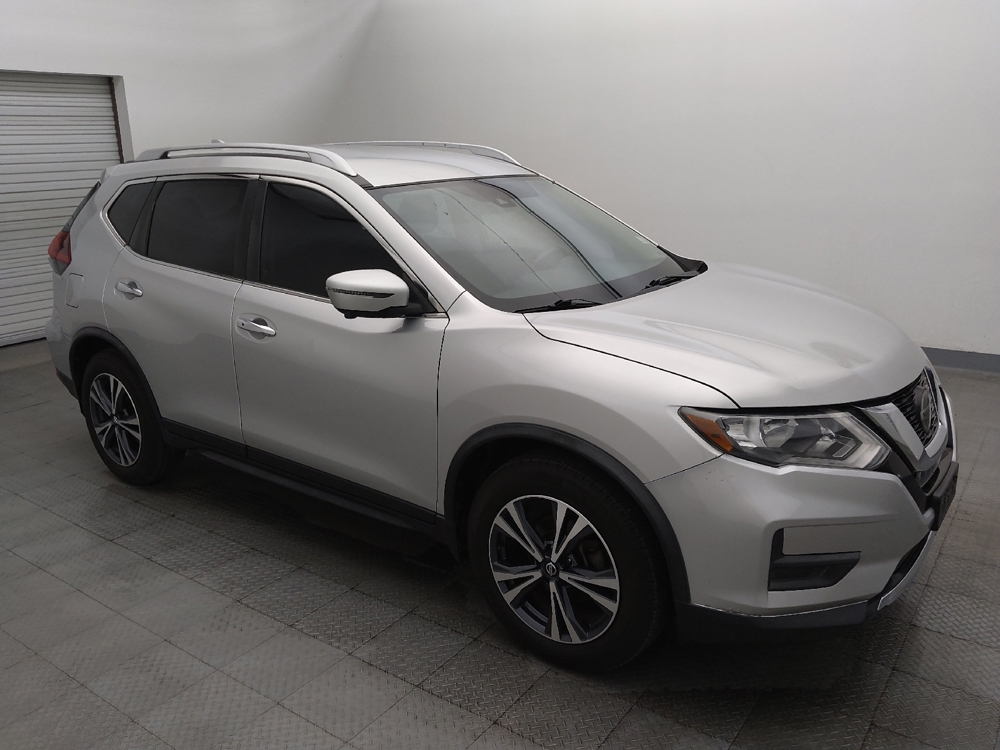2019 Nissan Rogue SV - Photo 9