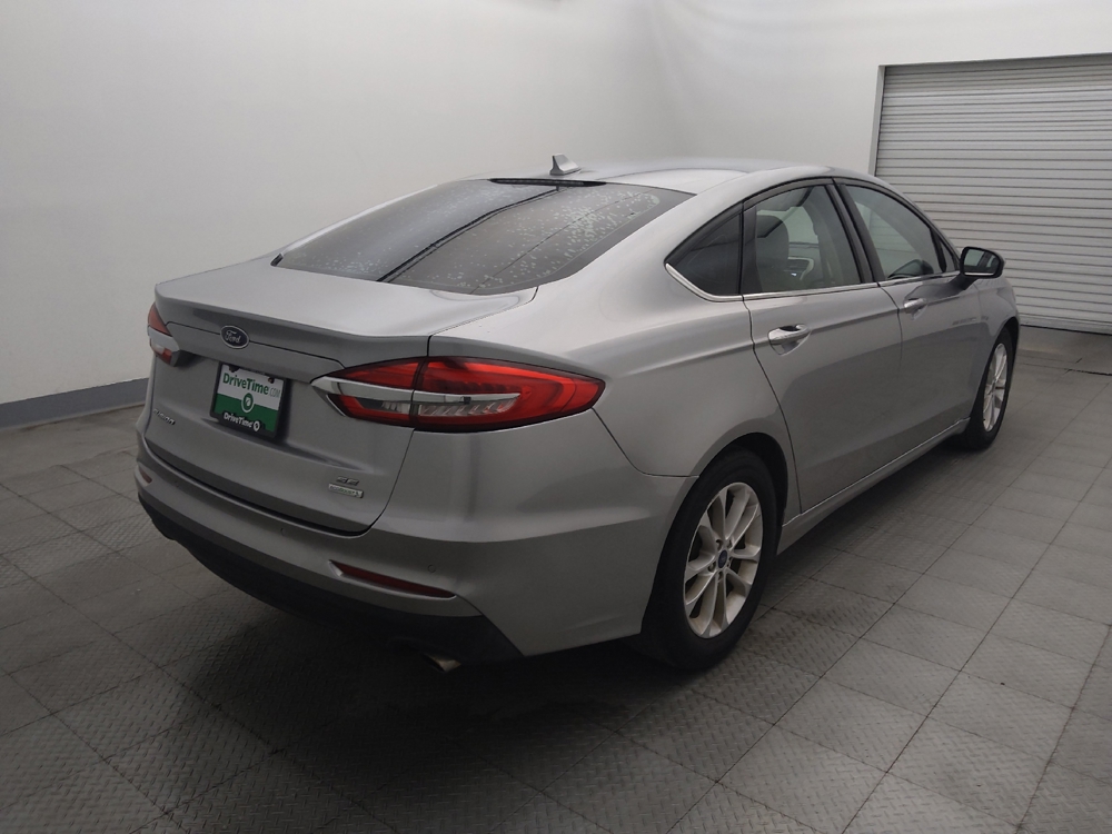 2020 Ford Fusion SE - Photo 7