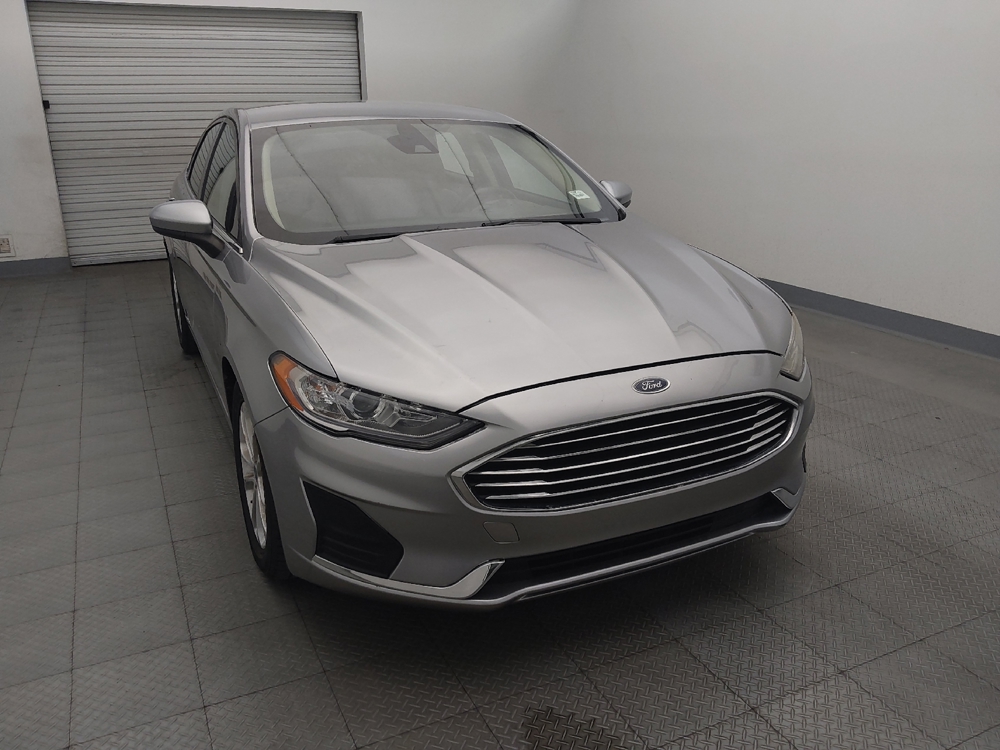 2020 Ford Fusion SE - Photo 11