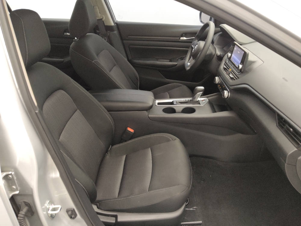 2022 Nissan Altima S - Photo 16