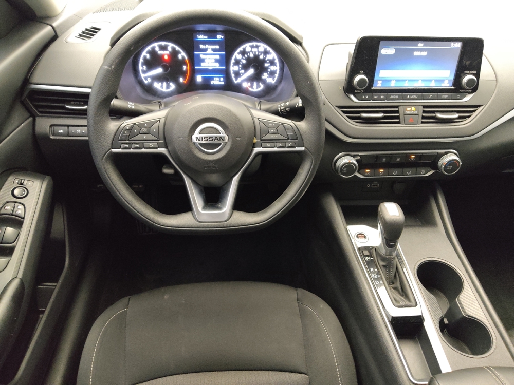 2022 Nissan Altima S - Photo 17