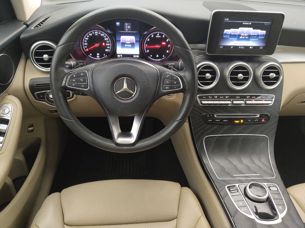 2018 Mercedes-Benz GLC GLC300 - Photo 17