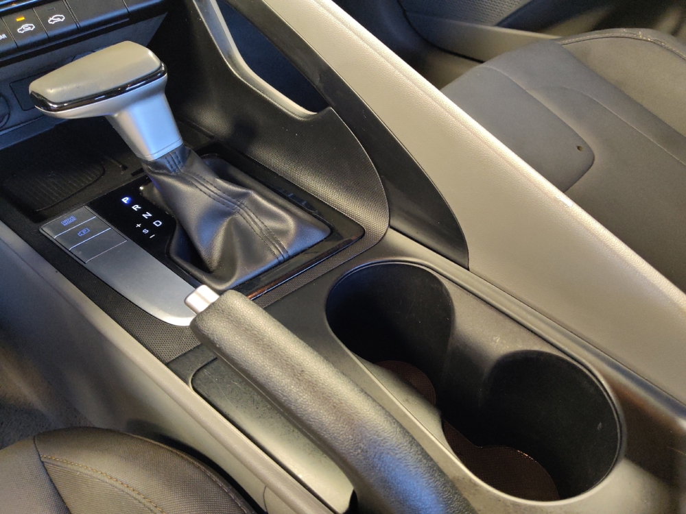 2025 Hyundai Elantra SEL - Photo 20