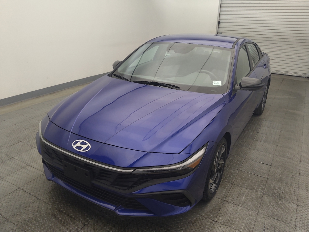 2025 Hyundai Elantra SEL - Photo 12
