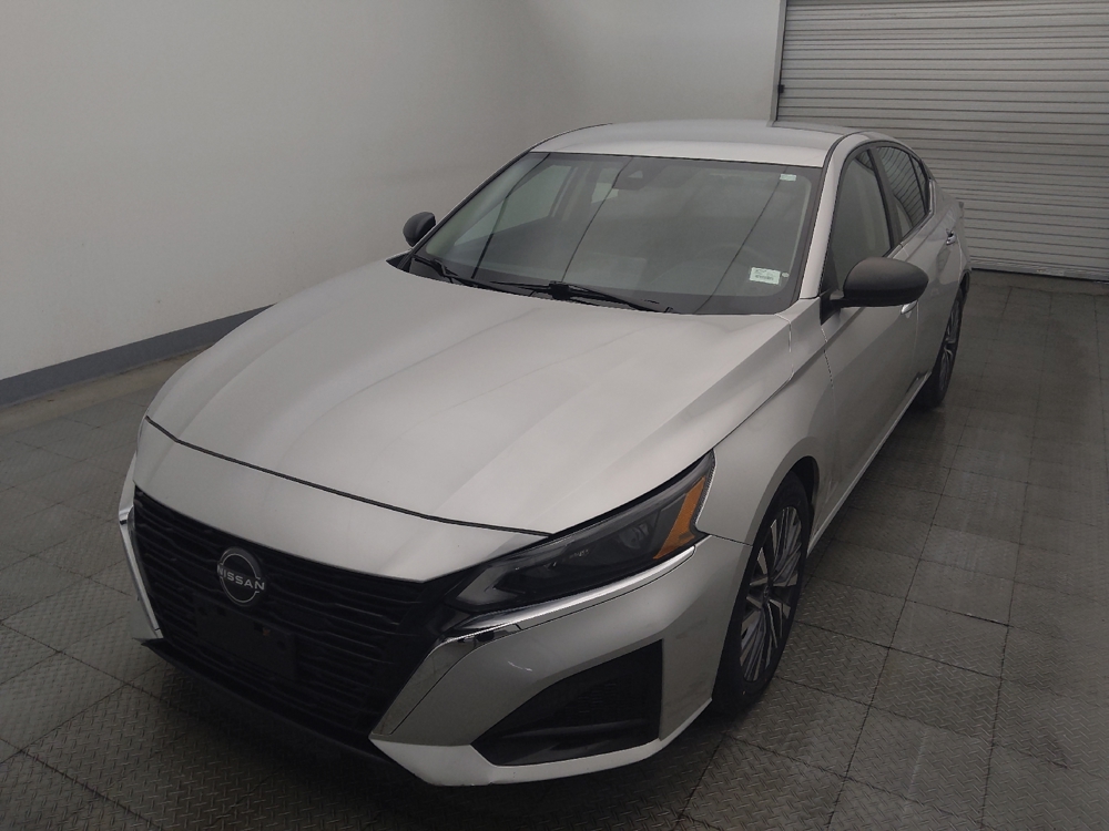 2024 Nissan Altima SV - Photo 12
