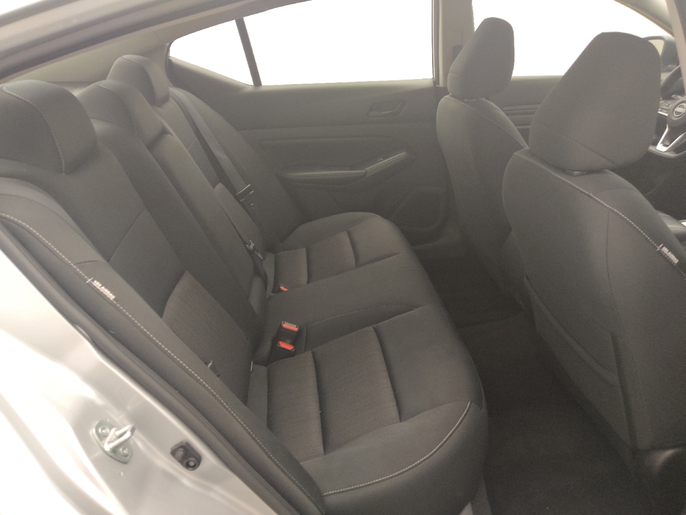 2024 Nissan Altima SV - Photo 15