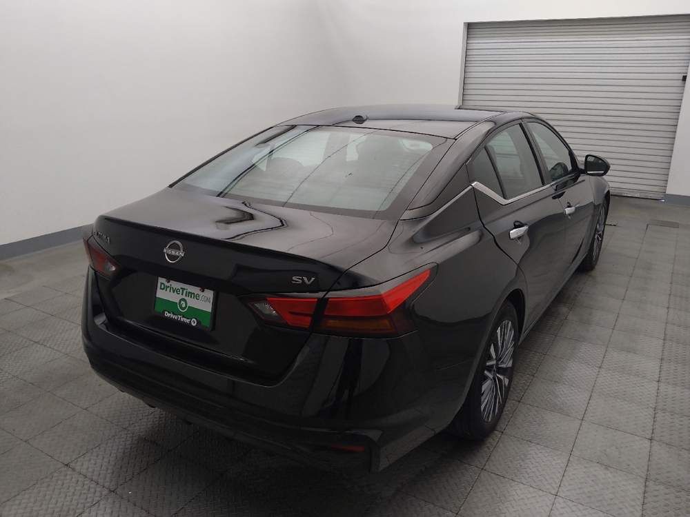 2024 Nissan Altima SV - Photo 6