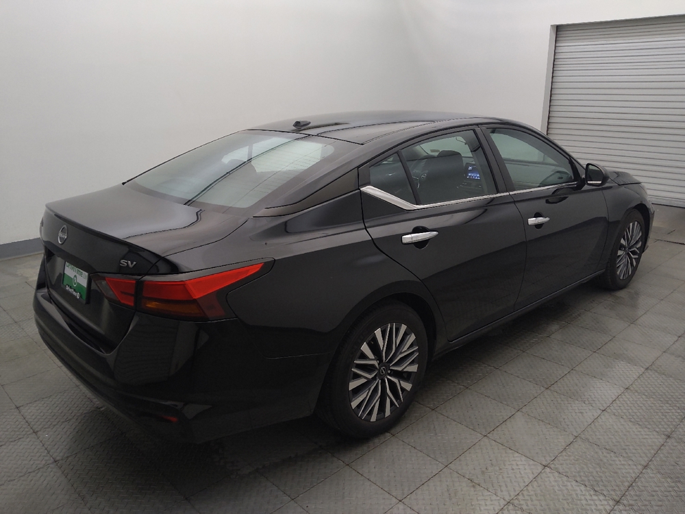 2024 Nissan Altima SV - Photo 7