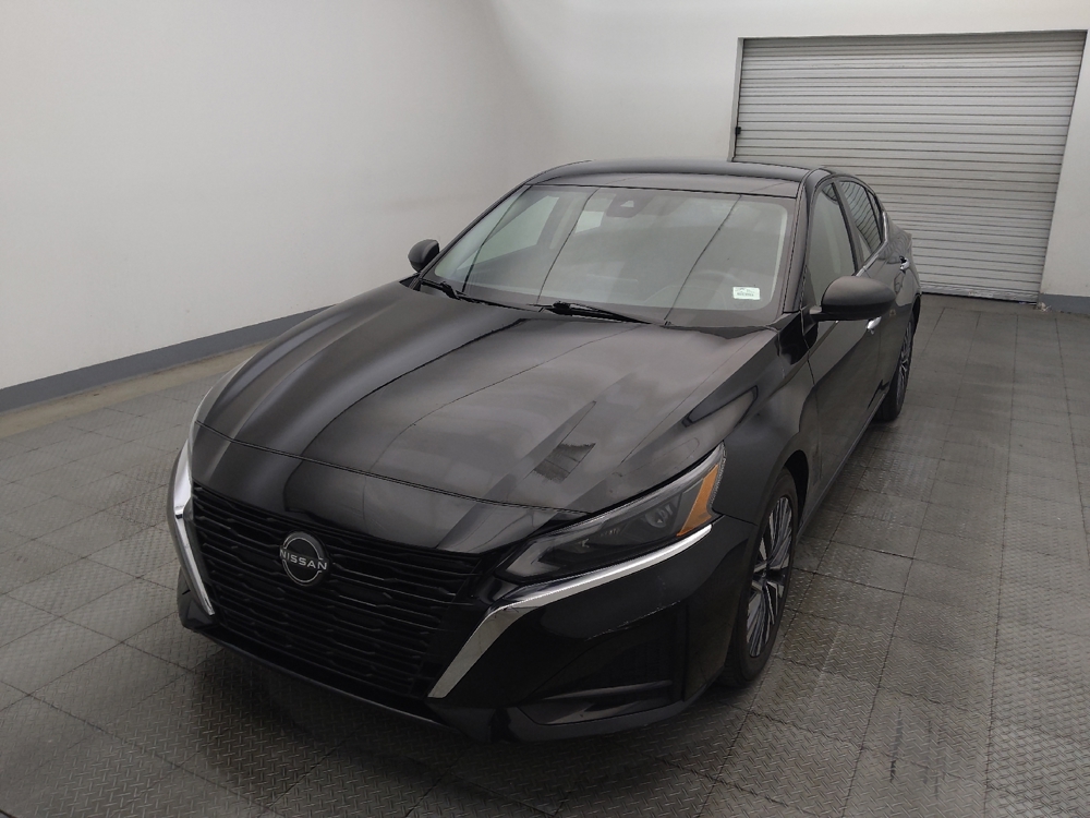 2024 Nissan Altima SV - Photo 12