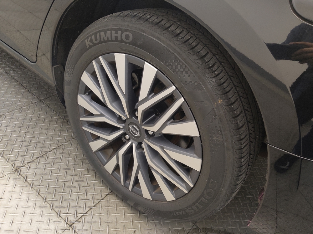 2024 Nissan Altima SV - Photo 24