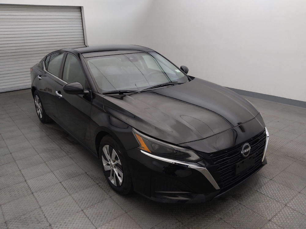 2023 Nissan Altima S - Photo 10