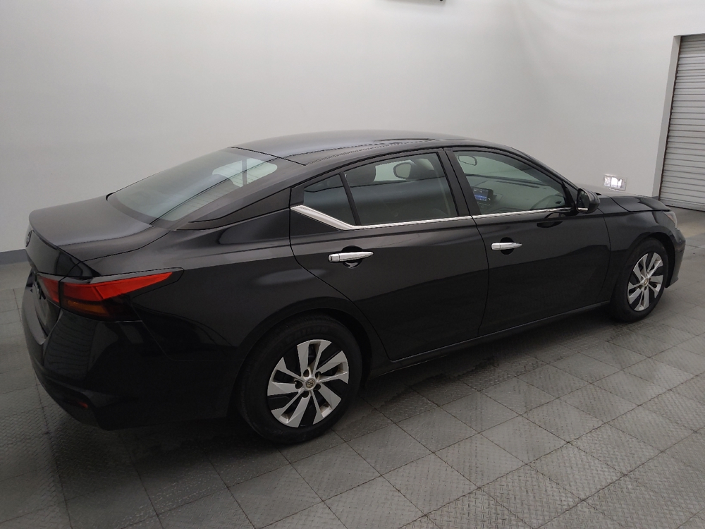 2023 Nissan Altima S - Photo 8
