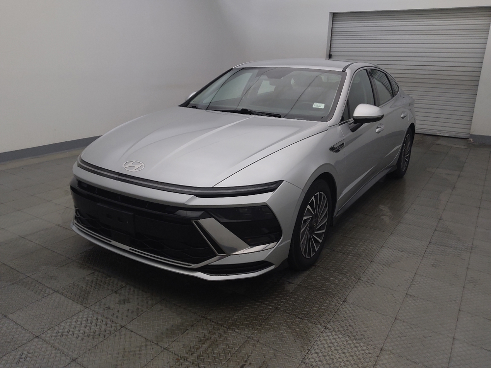 2025 Hyundai Sonata Hybrid