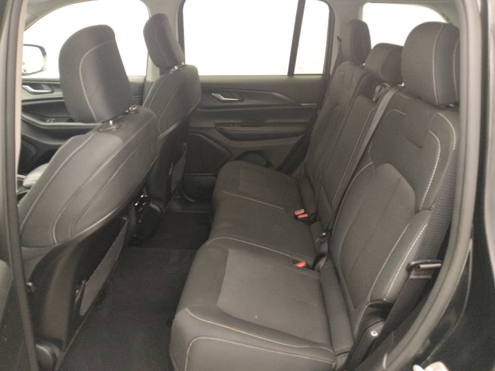 2023 Jeep Grand Cherokee Laredo - Photo 14