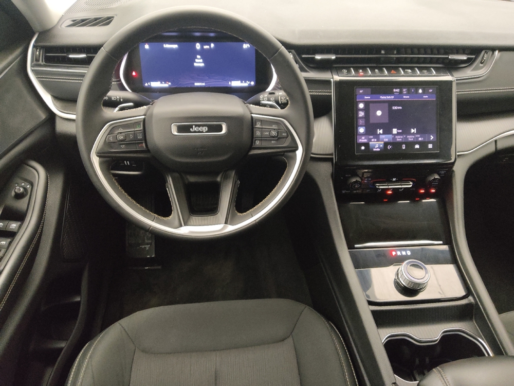 2023 Jeep Grand Cherokee Laredo - Photo 17