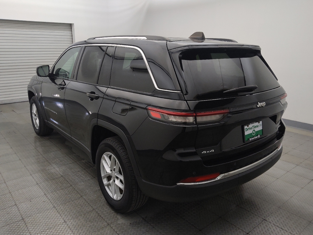 2023 Jeep Grand Cherokee Laredo - Photo 4