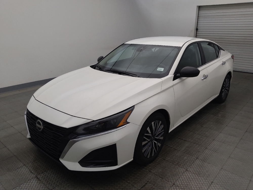 2025 Nissan Altima