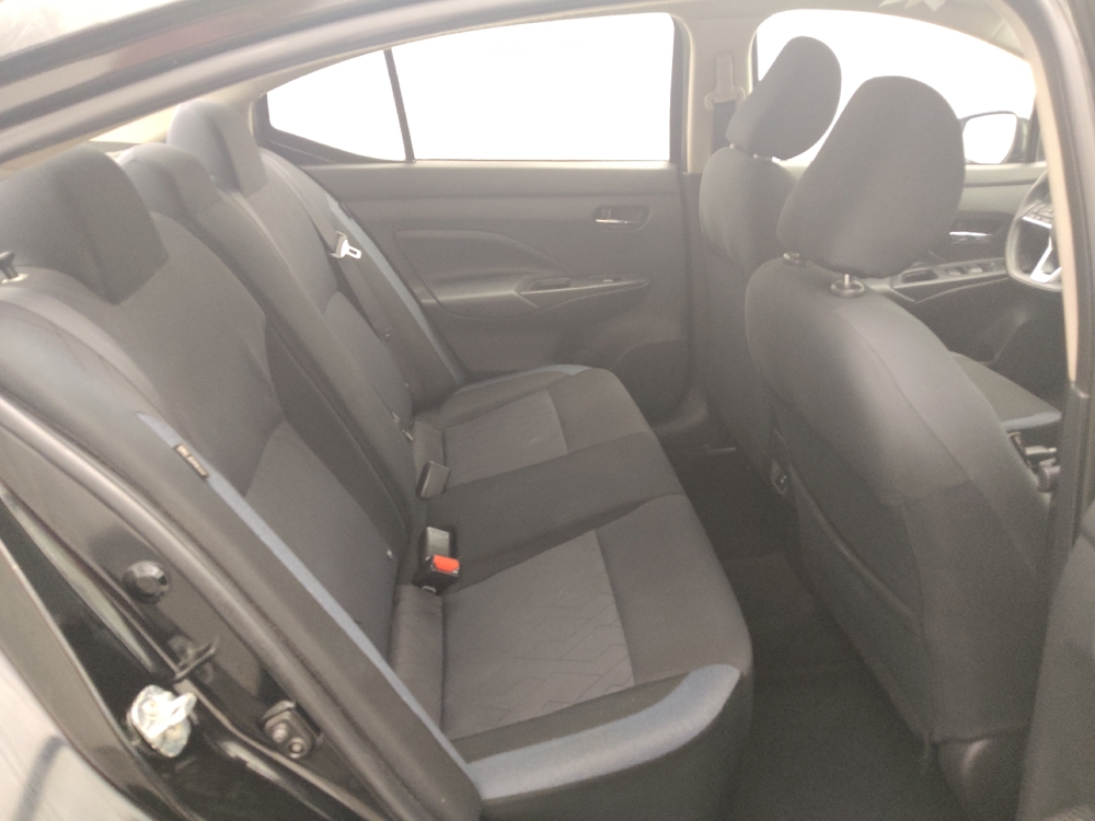 2023 Nissan Versa Sedan SV - Photo 15