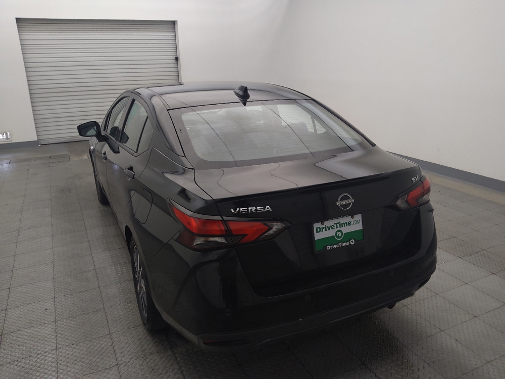 2023 Nissan Versa Sedan SV - Photo 5