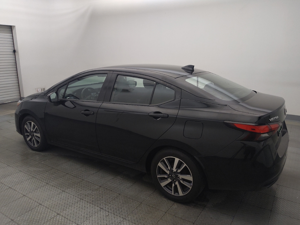 2023 Nissan Versa Sedan SV - Photo 3