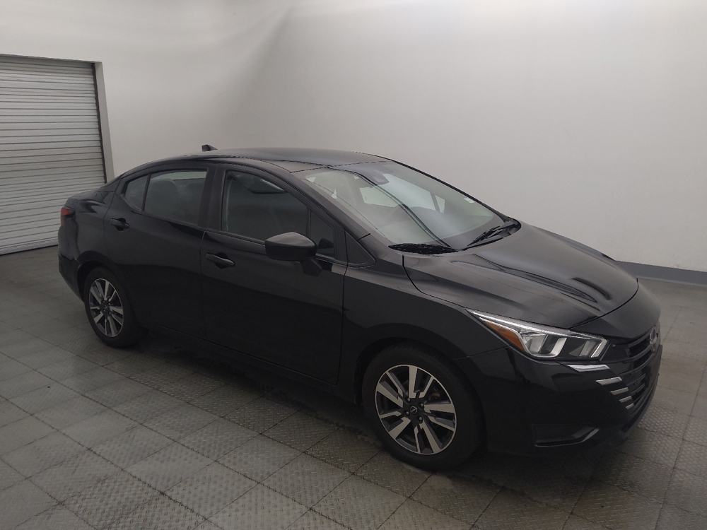 2023 Nissan Versa Sedan SV - Photo 9