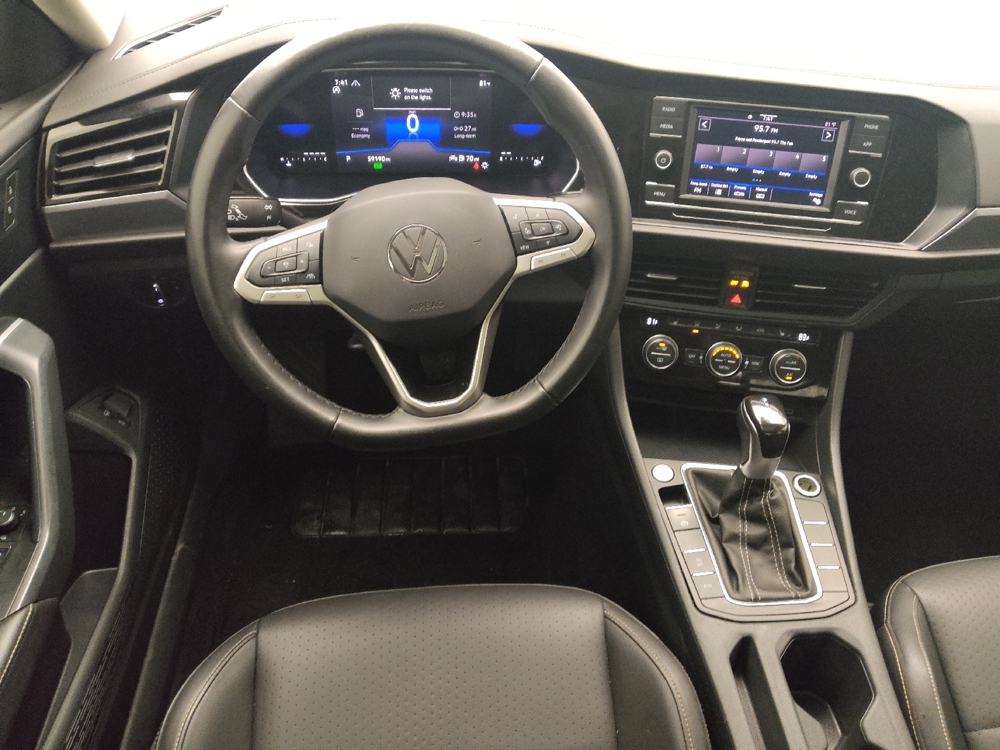 2024 Volkswagen Jetta SE - Photo 17