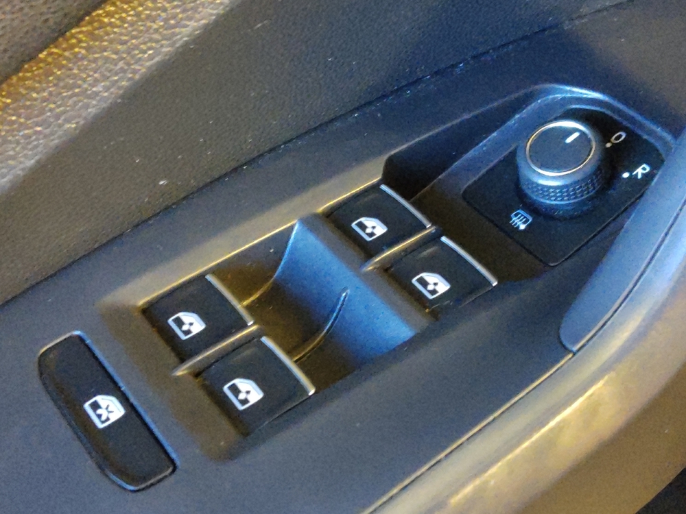 2024 Volkswagen Jetta SE - Photo 21