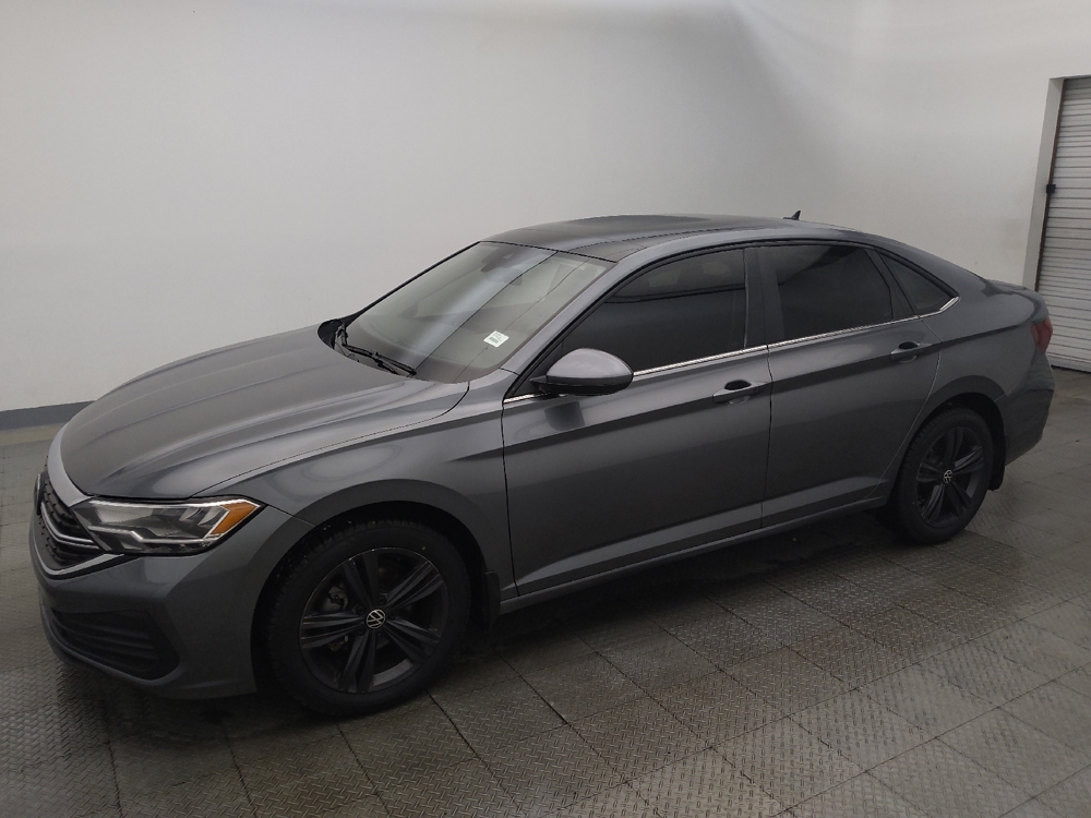 2024 Volkswagen Jetta SE - Photo 2
