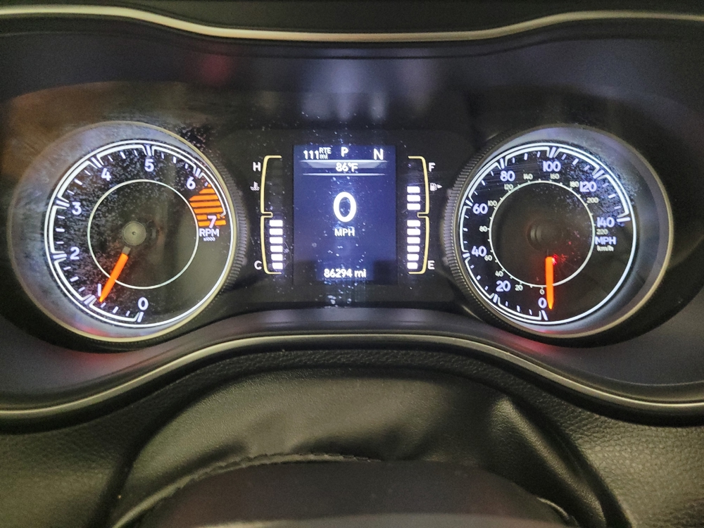 2020 Jeep Cherokee Latitude Plus - Photo 18