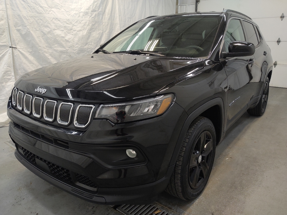 2022 Jeep Compass Latitude's photo