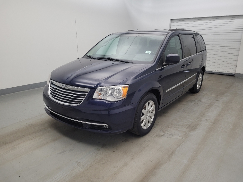 2016 Chrysler Town & Country Touring