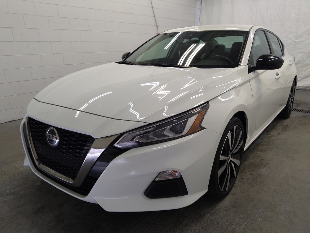 2022 Nissan Altima SR