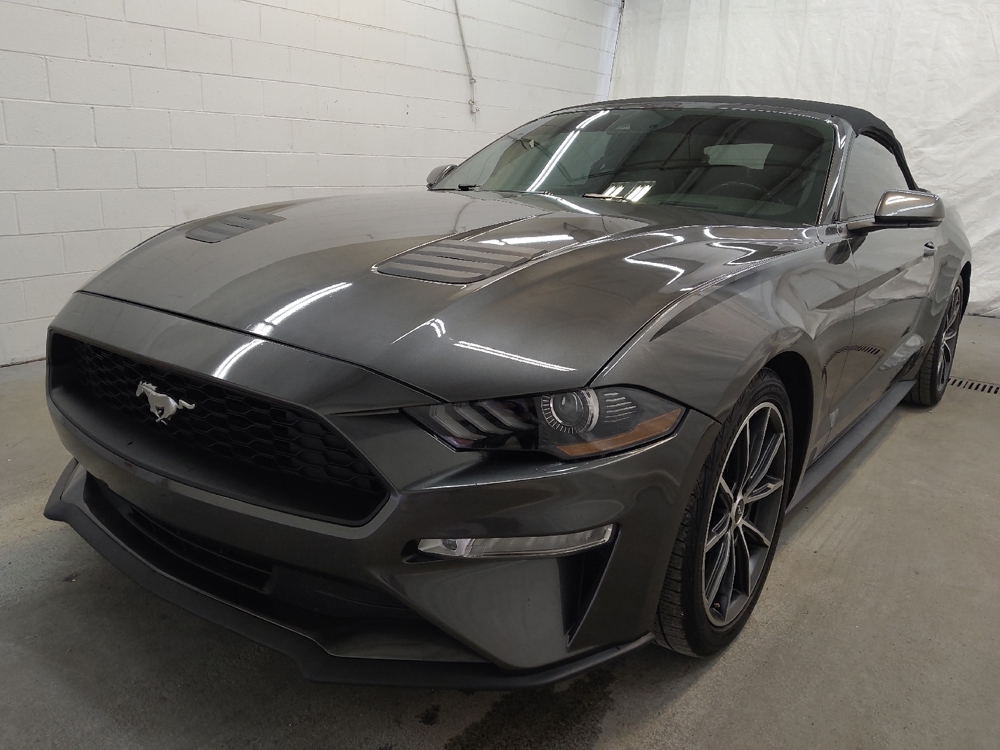 2019 Ford Mustang EcoBoost Premium's photo