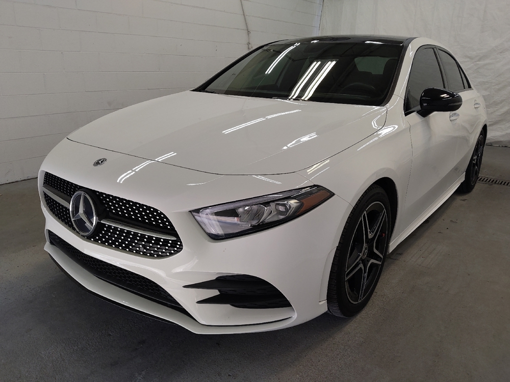 2019 Mercedes-Benz A-Class A220's photo