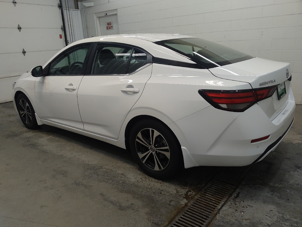 2022 Nissan Sentra SV - Photo 3