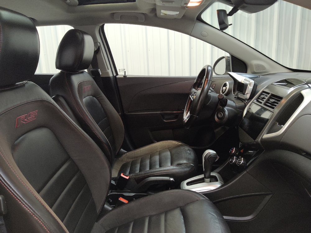 2015 Chevrolet Sonic RS - Photo 16