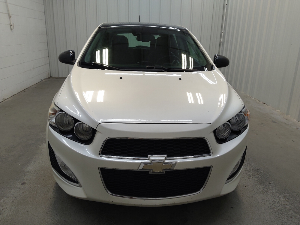 2015 Chevrolet Sonic RS - Photo 11