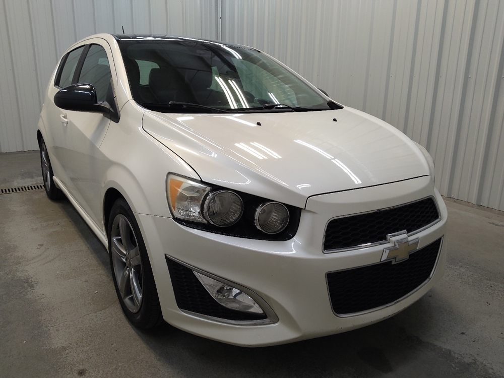 2015 Chevrolet Sonic RS - Photo 10