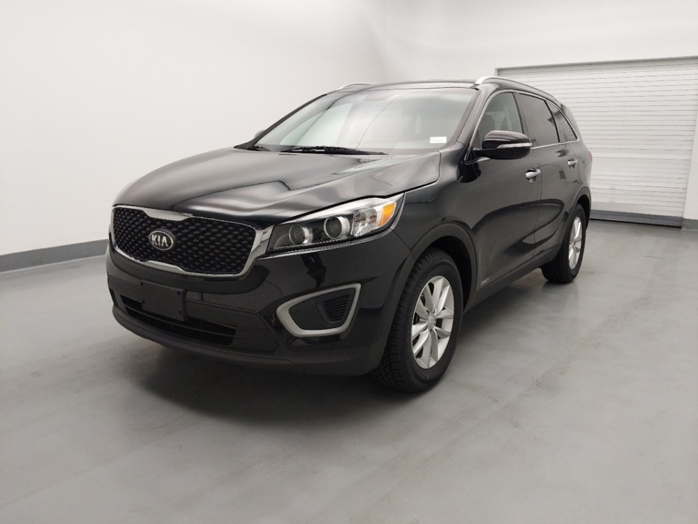 Used 2017 Kia Sorento Driver Front Bumper