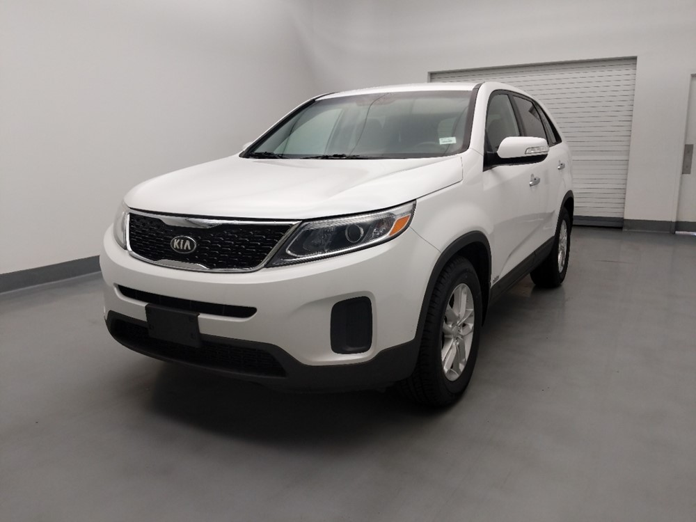 Used 2014 Kia Sorento Driver Front Bumper