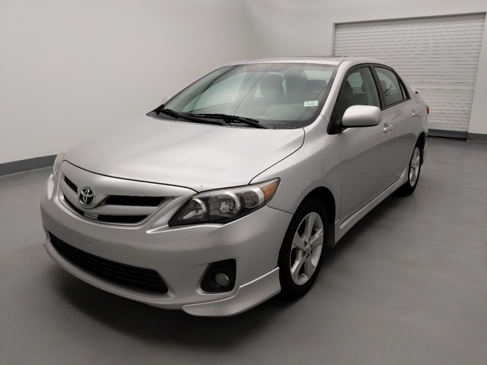 Used 2011 Toyota Corolla Driver Front Bumper