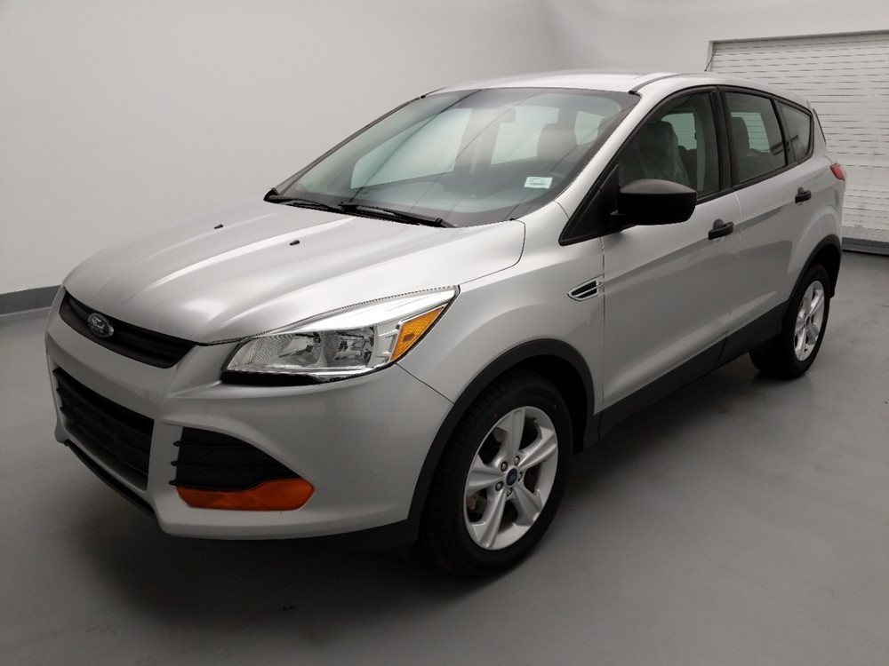 Used 2016 Ford Escape Driver Front Bumper
