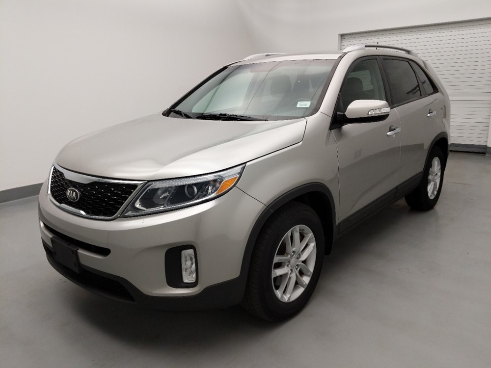 Used 2015 Kia Sorento Driver Front Bumper