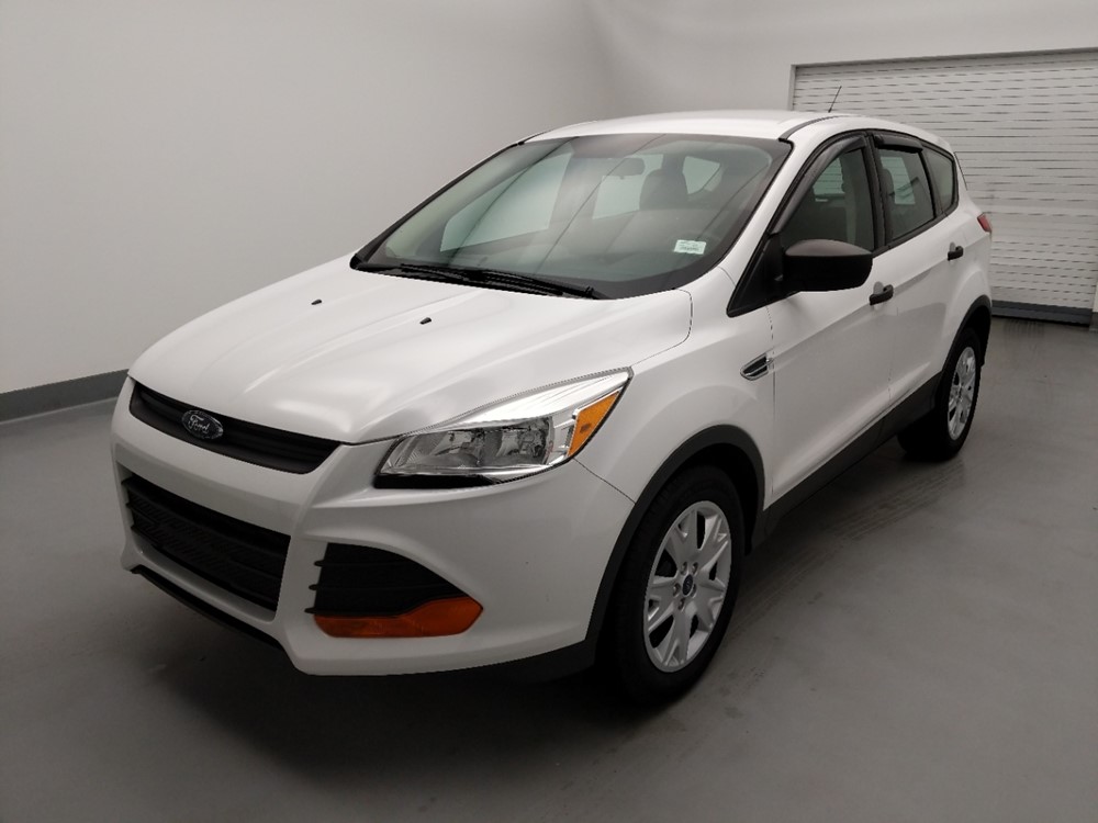 Used 2016 Ford Escape Driver Front Bumper