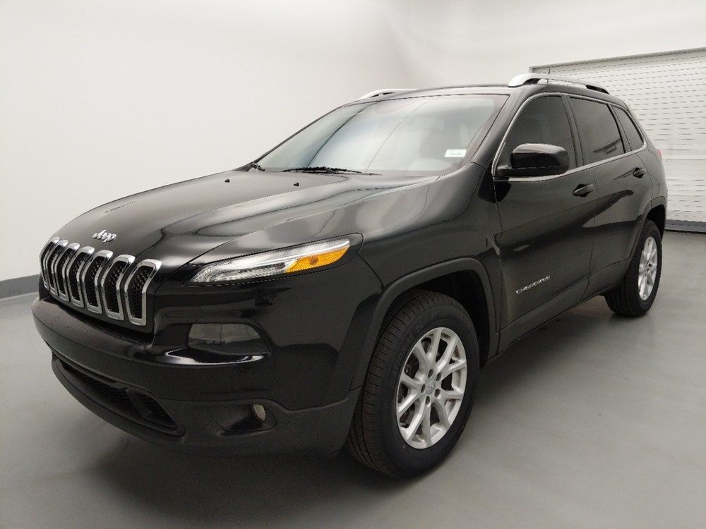 Used 2018 Jeep Cherokee Driver Front Bumper