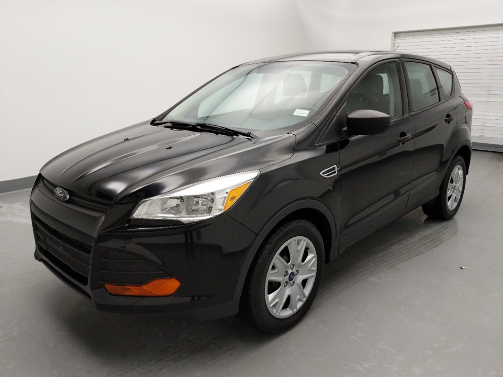 Used 2016 Ford Escape Driver Front Bumper